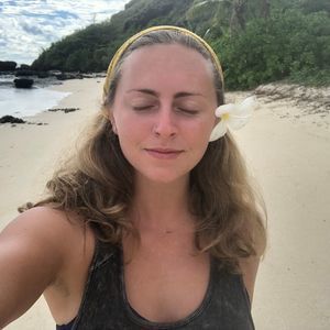 Meet your Posher, Julia